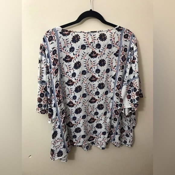 Lucky Brand Womens Viscose Flutter Sleeve Floral Print Peasant Blouse Size 3X - Picture 11 of 15